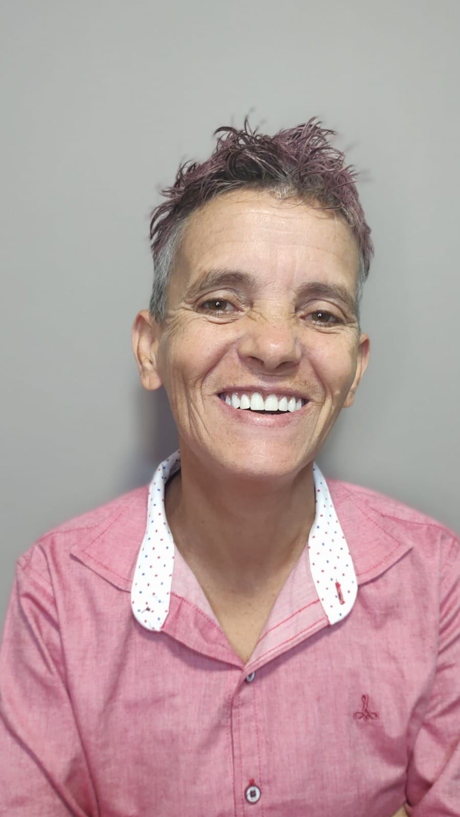 implante-ja-implante-dentário-cliente-satisfeito-03